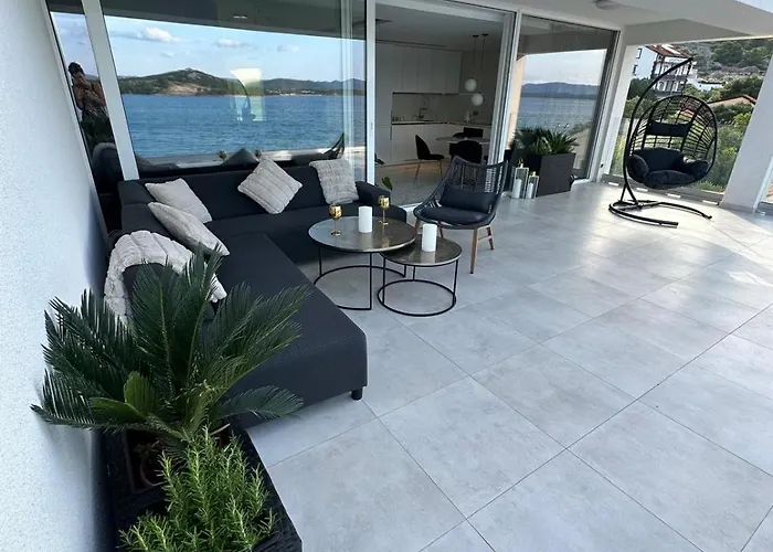 Luxury Betina (Sibenik-Knin)